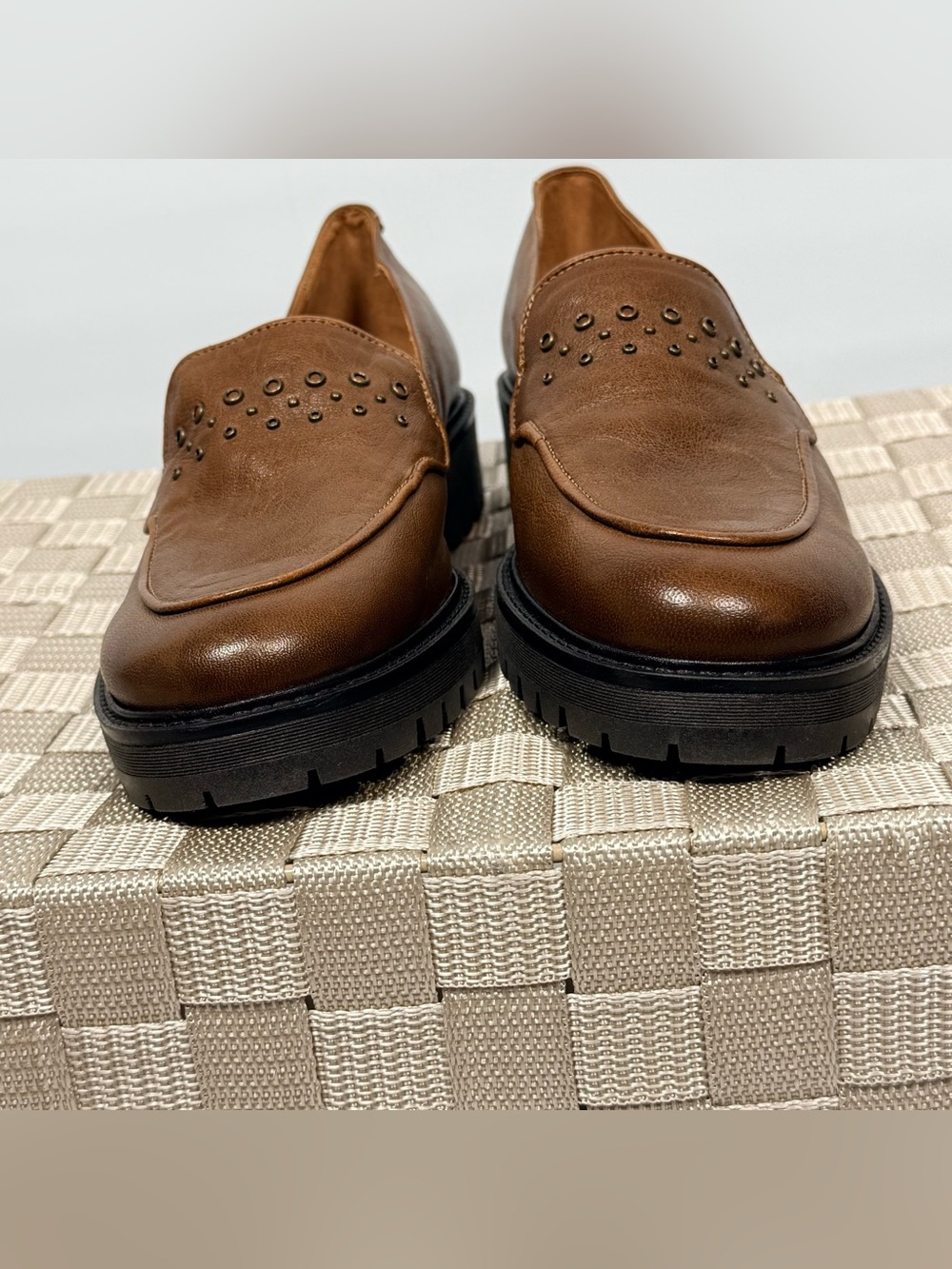 Eric Michael Brown Leather Preppy Loafers Studded Slip On Shoes Academia US 8.5